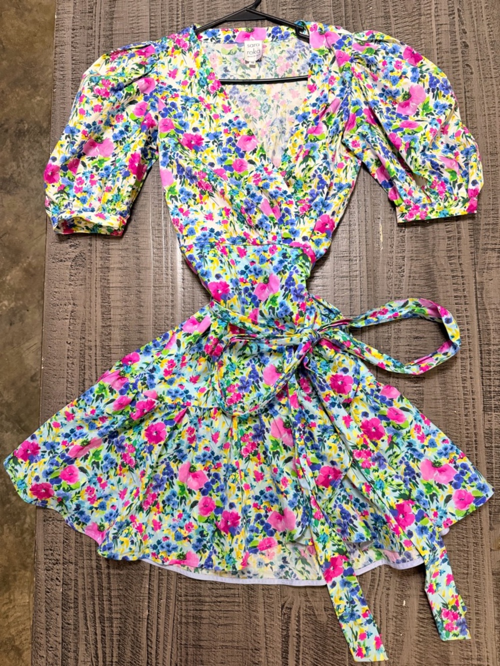 Sara Roka White & Pink Floral Wrap Dress Size 40 (US 4)